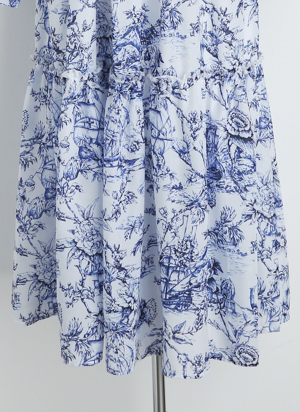 Donna Karan ベルト付き花柄ワンピース セール】【mily bilet】レトロにときめく♪夏のヒロイン 小花柄