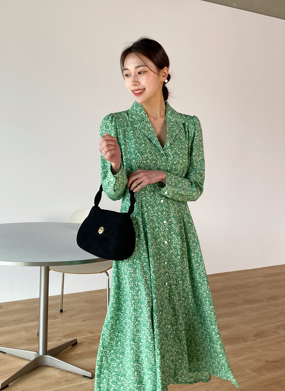 花柄オープンカラーワンピース | レディースファッション通販 - DHOLIC 