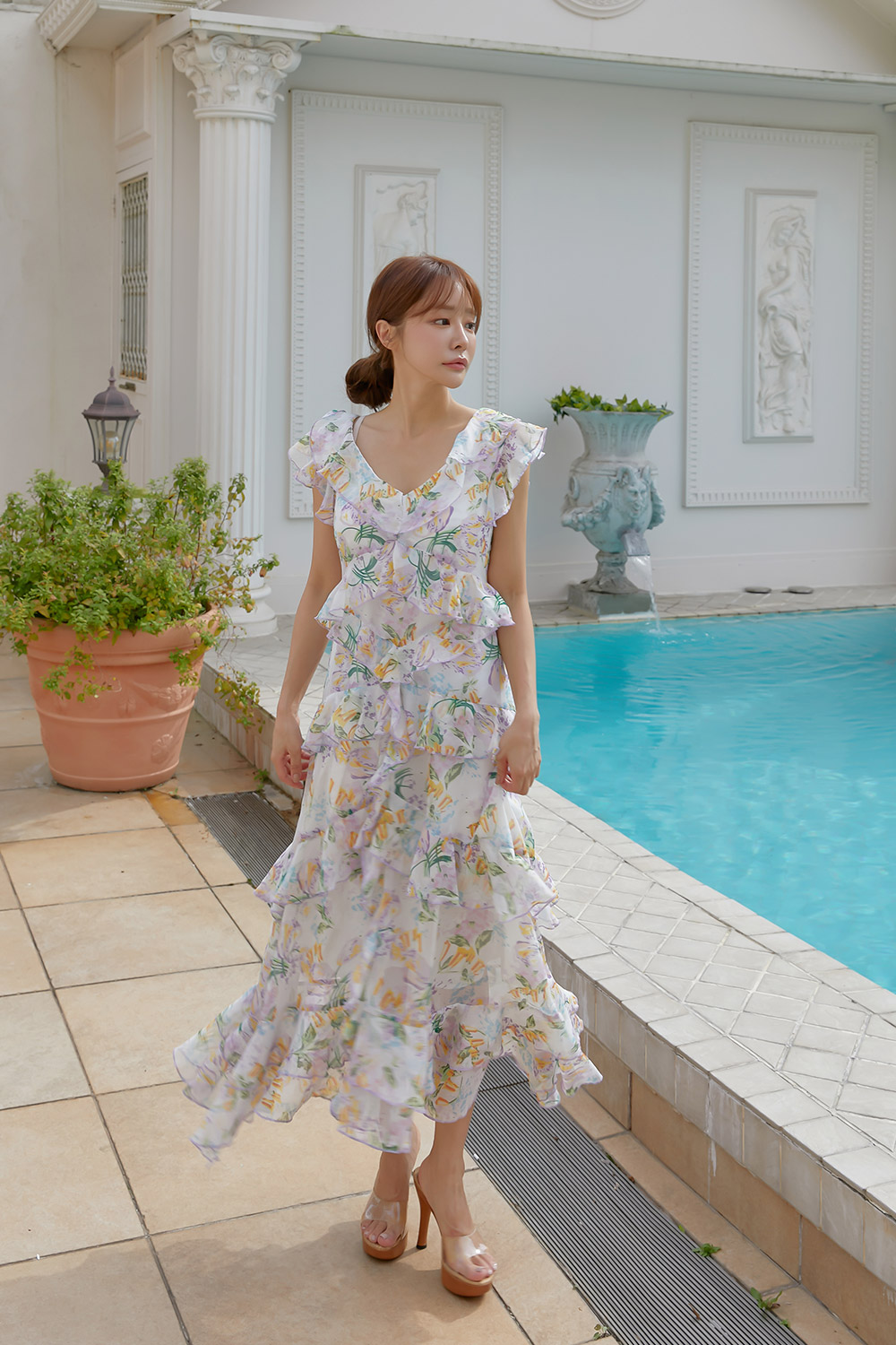 フリルティアード花柄ノースリワンピース | レディースファッション