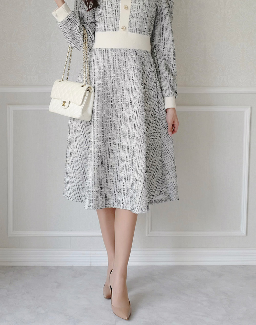 美品◆45R コットンツイードワンピース 45R（フォーティファイブアール）の「コットンツイードのAドレス