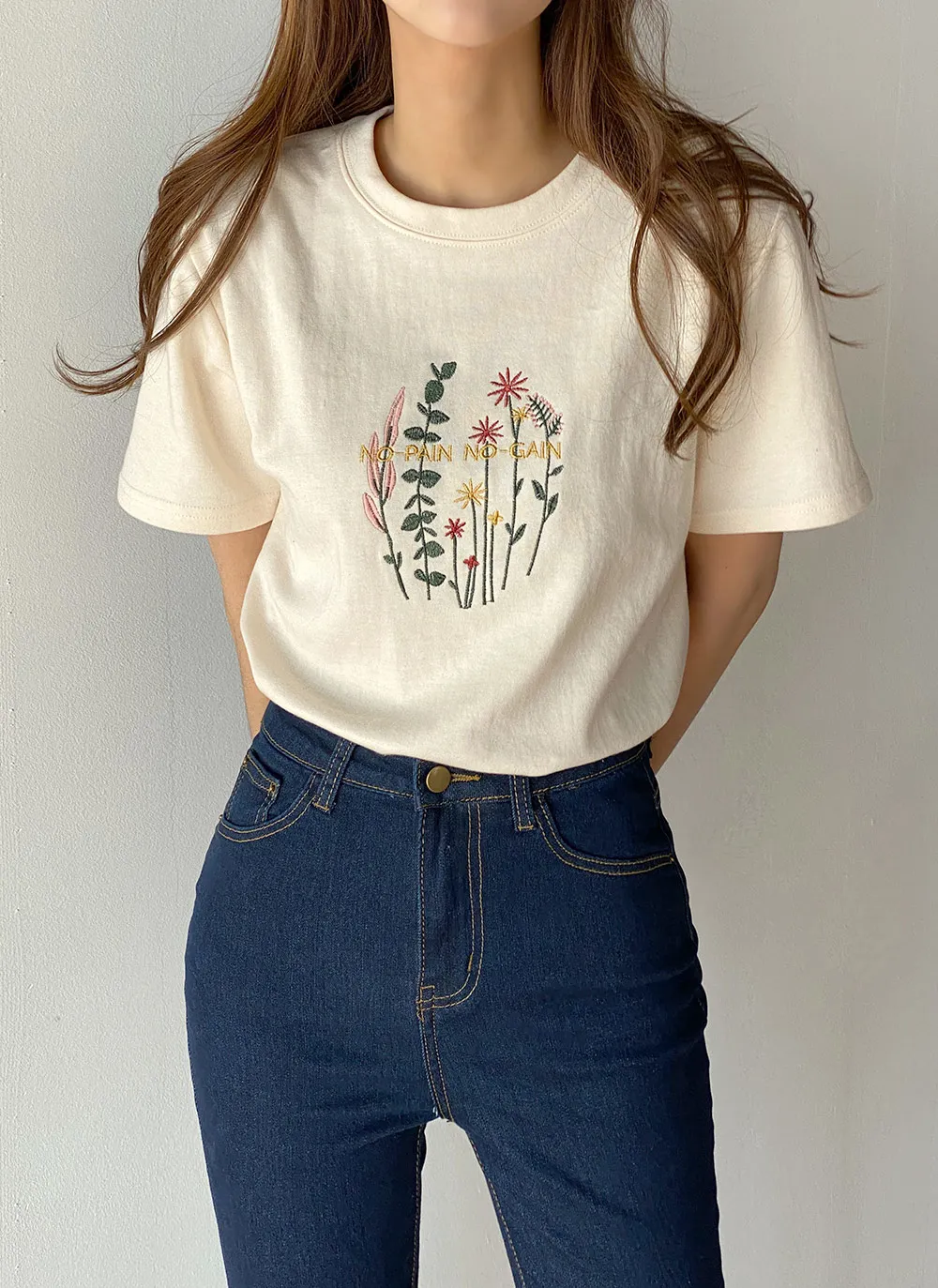 花柄刺繍半袖Tシャツ | レディースファッション通販 - DHOLIC
