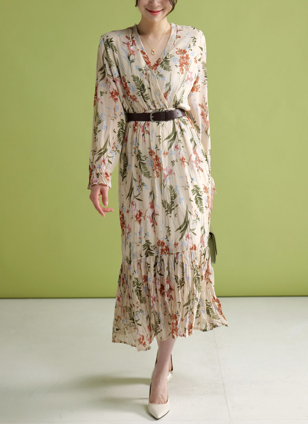 Donna Karan ベルト付き花柄ワンピース ベルト付Vネック花柄ワンピース | レディースファッション通販