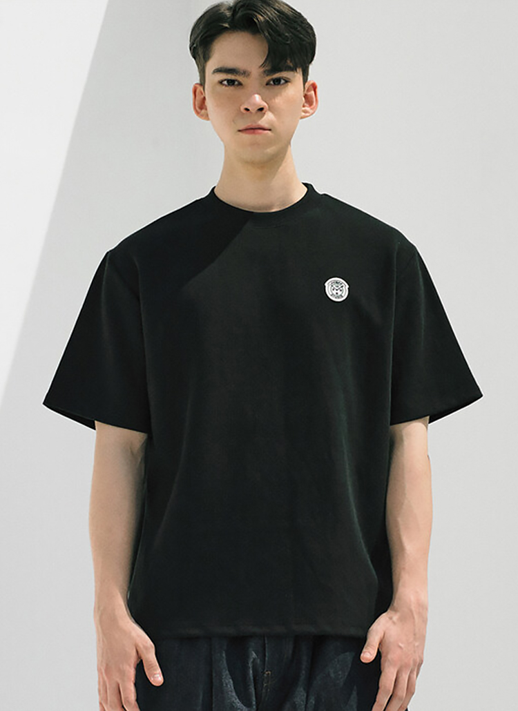 アートワークワッペンTシャツ(BLACK) | レディースファッション