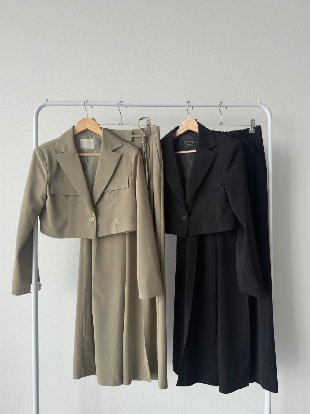 フラップクロップドジャケット&サイドリボンワイドスラックスSET