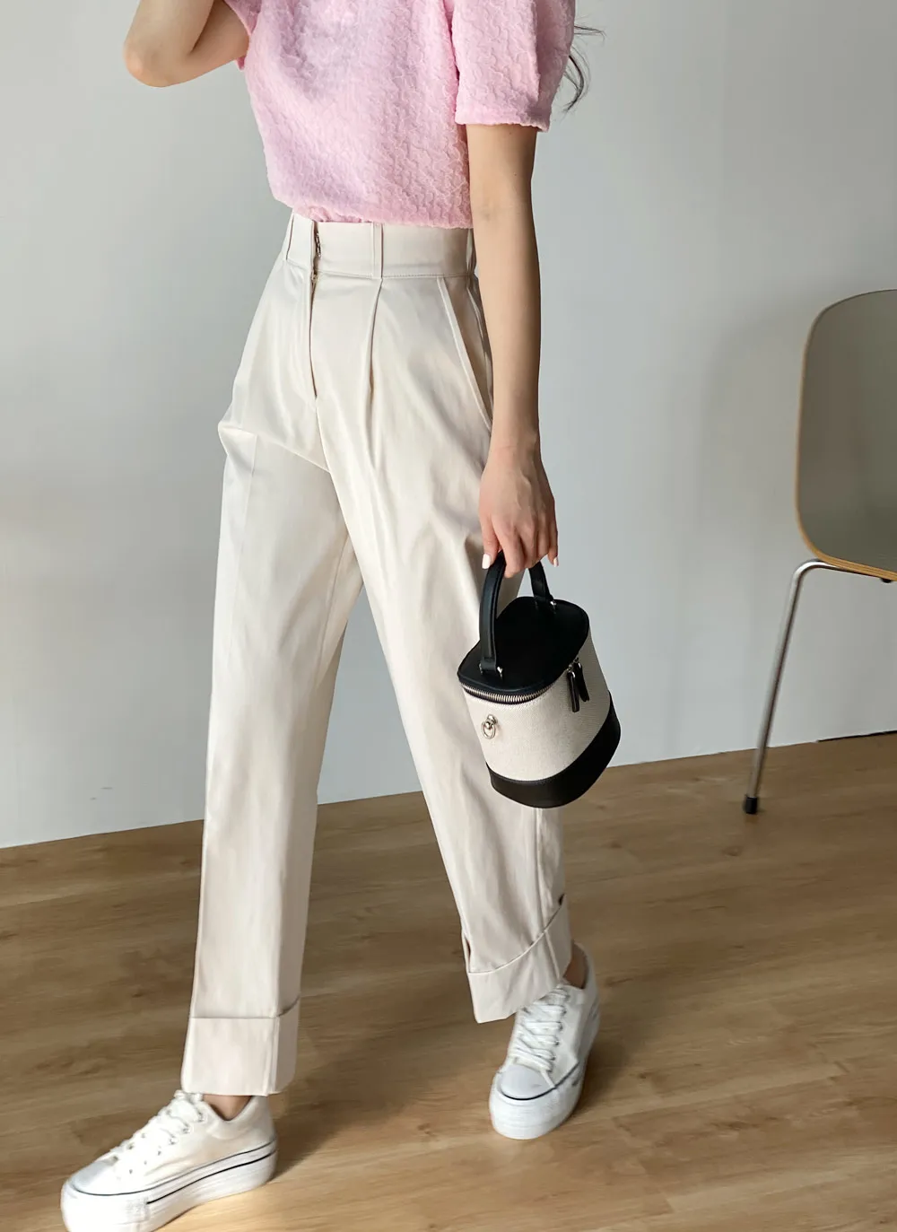 ロールアップワイドタックパンツ | レディースファッション通販 - DHOLIC 