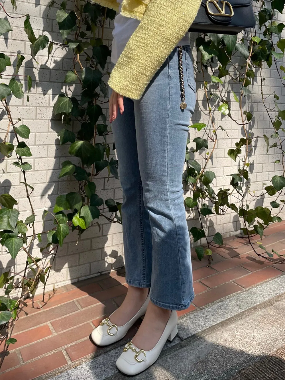 クロップドフレアデニムパンツ | レディースファッション通販 - DHOLIC 