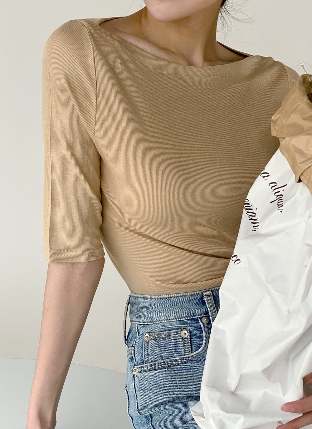 ボートネック5分袖リブTシャツ | レディースファッション通販