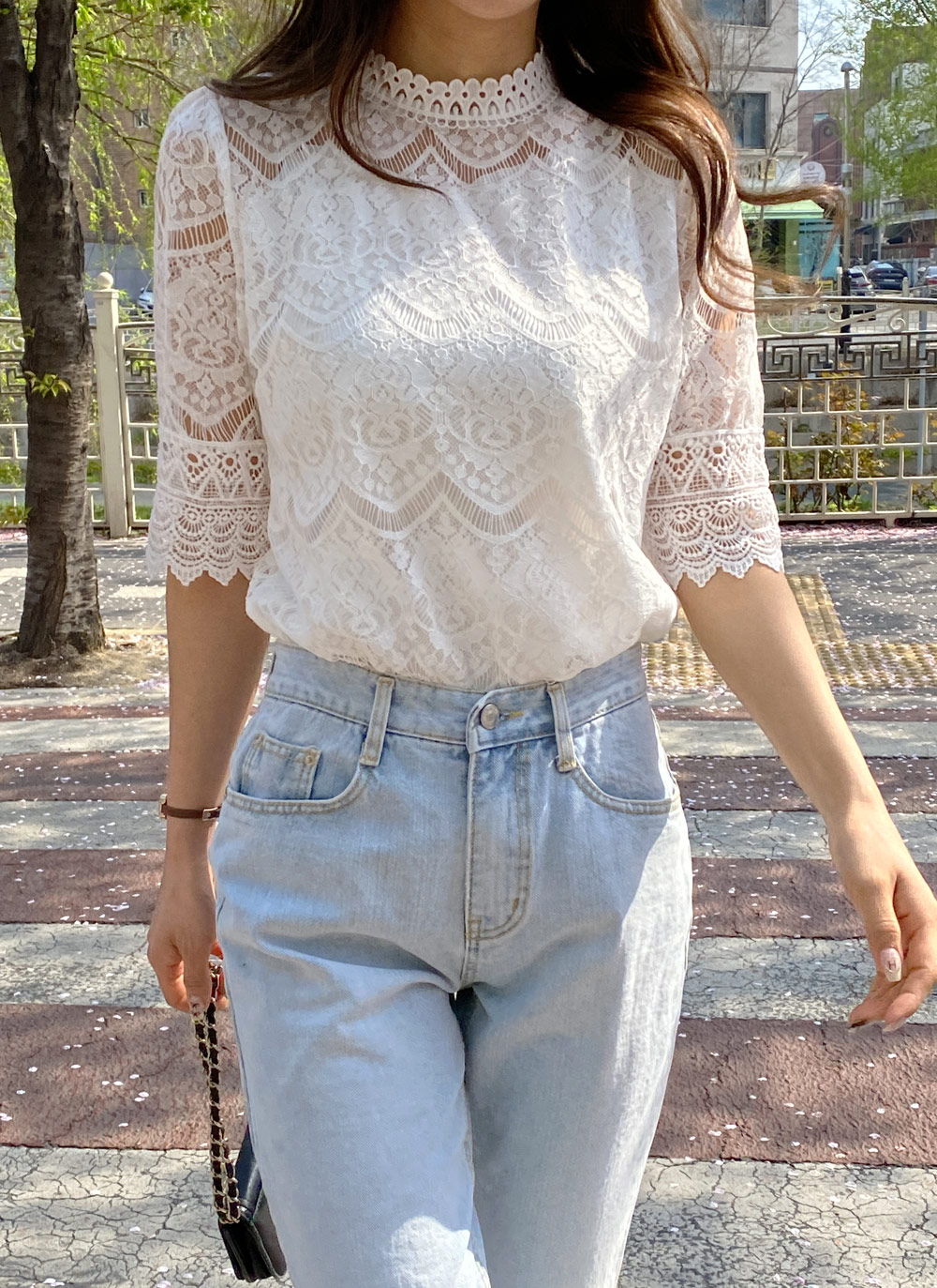 半袖スカラップレースブラウス | レディースファッション通販 - DHOLIC