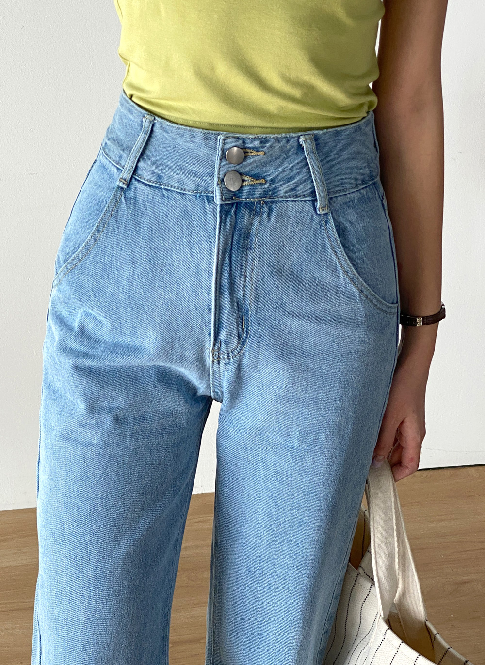 ツーボタンワイドデニムパンツ | レディースファッション通販 ツーボタンワイドデニムパンツ | レディースファッション通販