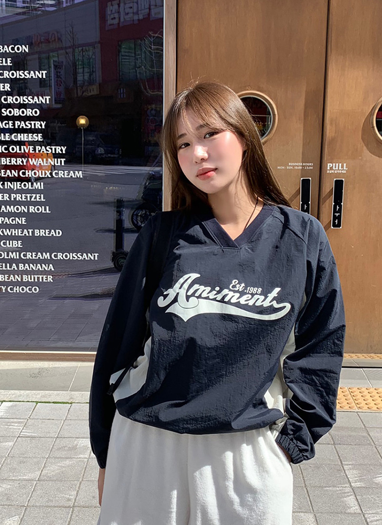 Vネックレタリングナイロンスウェット | レディースファッション通販