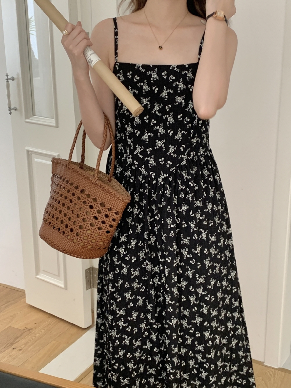 CHICWISH(シックウィッシュ)｜花柄シャーリングキャミドレス 花柄シャーリングキャミワンピース | レディースファッション