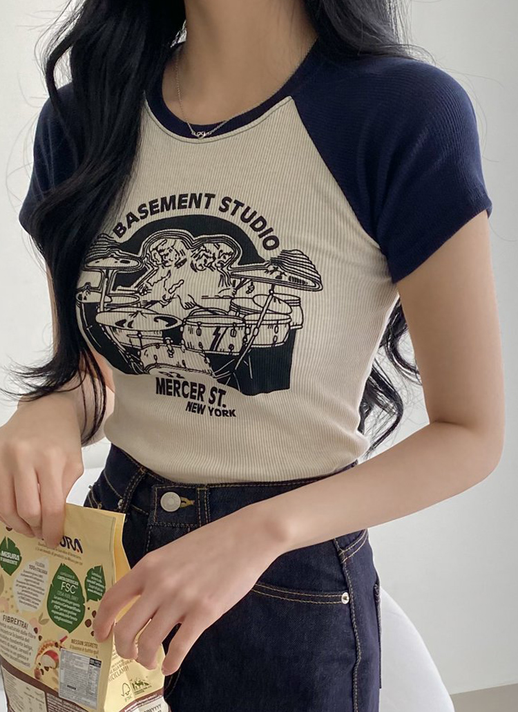 配色ラグランプリント半袖Tシャツ | レディースファッション通販 - DHOLIC