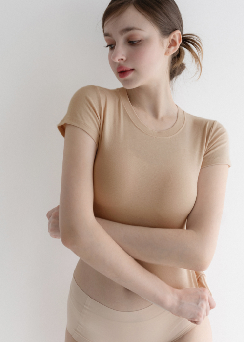 LE STREGHE 売れ筋商品|||ル ストレーゲ Tシャツ トップス レディース Tops Pink ELLE T-Shirt Tシャツ レディース | GUESS(ゲス) JAPAN 公式