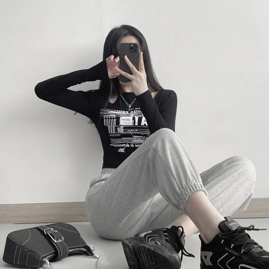 チョーカーネックカットアウトプリントTシャツ | lilisense | 詳細画像15