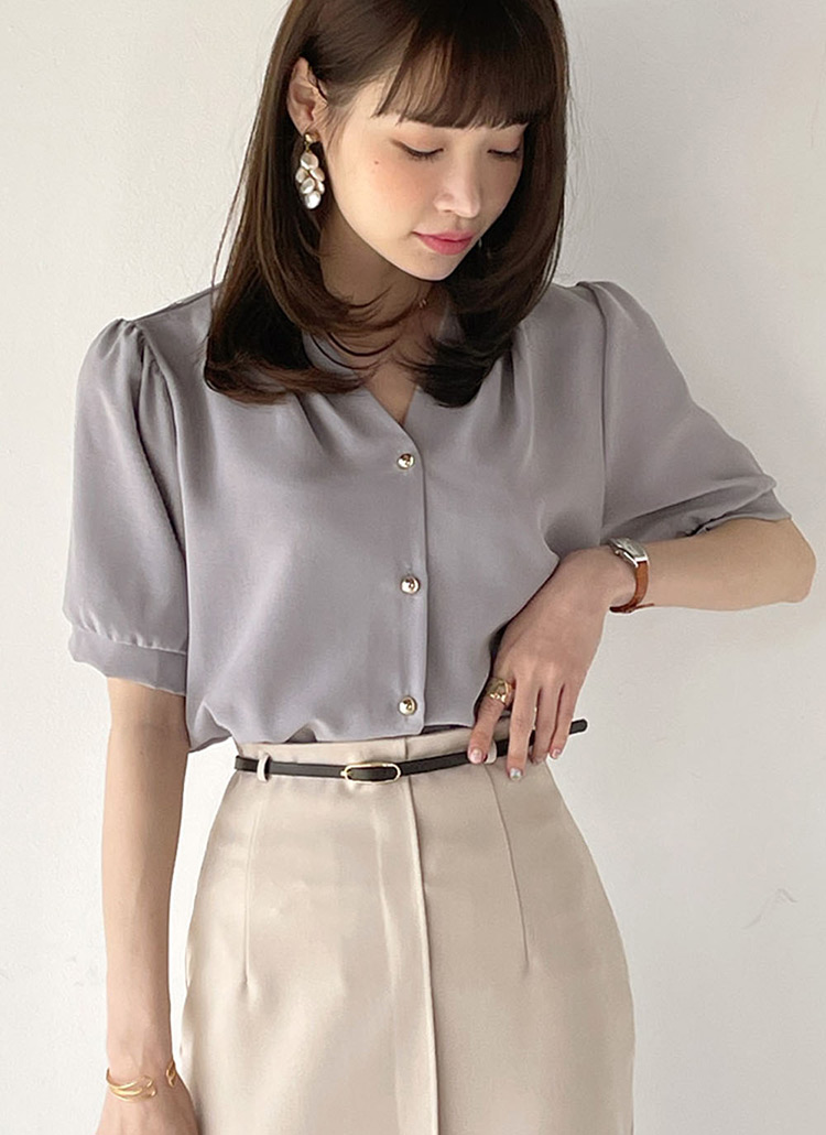 Vネックゴールドボタン半袖ブラウス | レディースファッション通販
