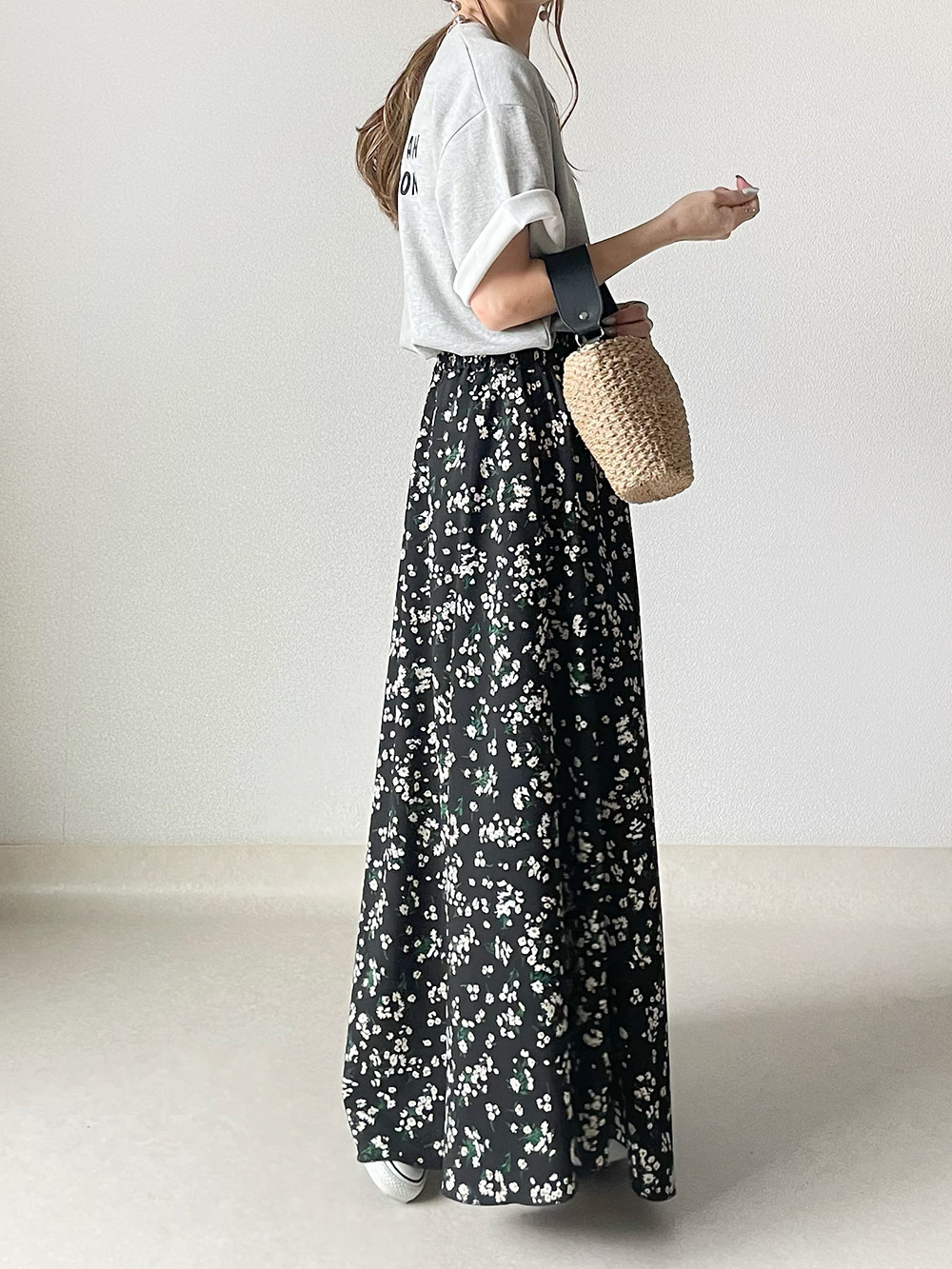 ボンブ⭐︎ アンティークパッチワーク小花柄　スカート ボンブ⭐︎ アンティークパッチワーク小花柄 スカート ボンブ様