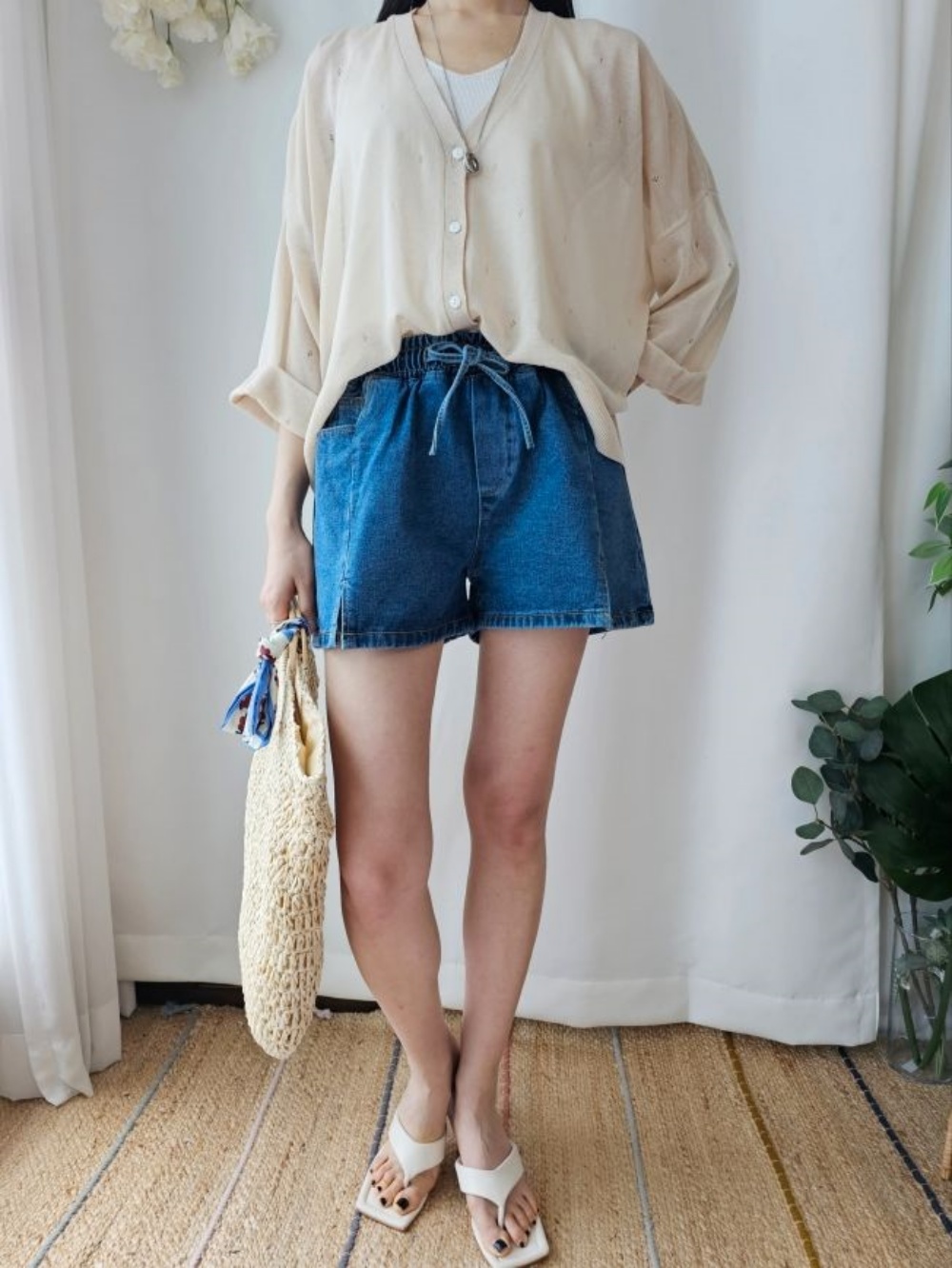 ストリングデニムショートパンツ | レディースファッション通販 - DHOLIC