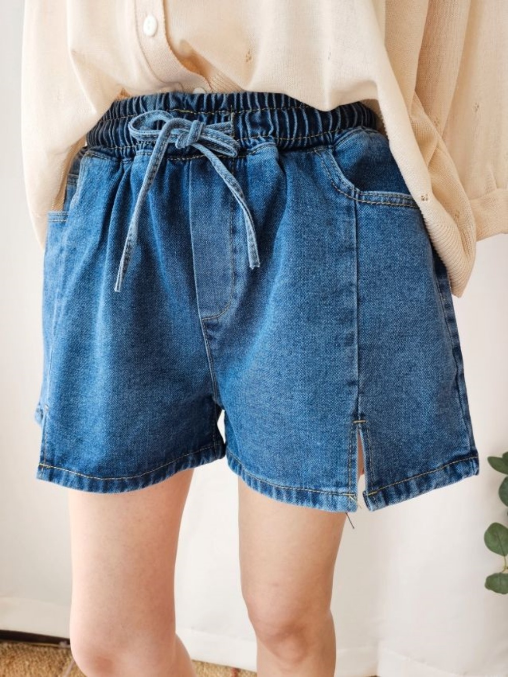 フランス発 Sandro フリル 可愛い お洒落 デニム ショートパンツ ストリングデニムショートパンツ | レディースファッション通販
