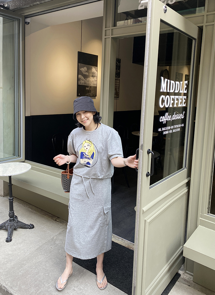 ドローコードガール半袖Tシャツ&スカートSETのサムネイル
