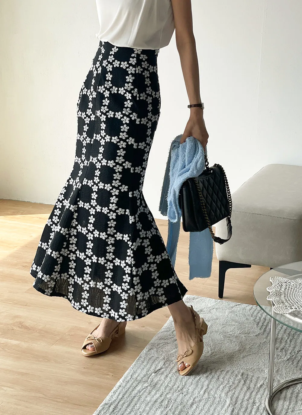 花柄刺繍マーメイドスカート | レディースファッション通販 - DHOLIC 