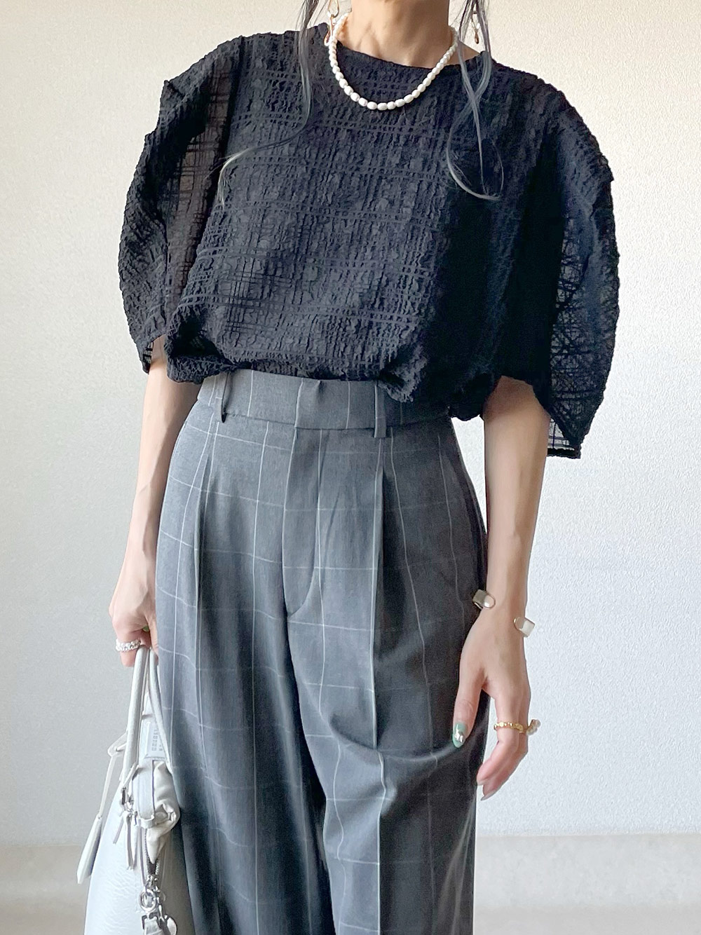 ボリュームスリーブ半袖ブラウス | レディースファッション通販 - DHOLIC