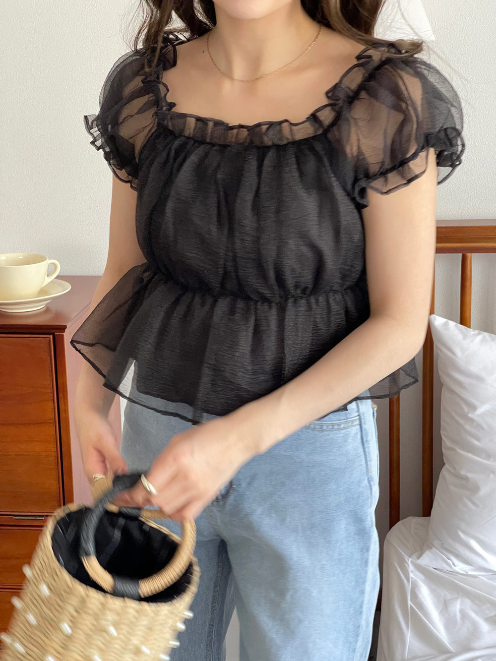 美品 EIKO KONDO 2way レース フリル 花柄 総柄 ブラウス 美品 EIKO KONDO 2way レース フリル 花柄 総柄 ブラウス 前後