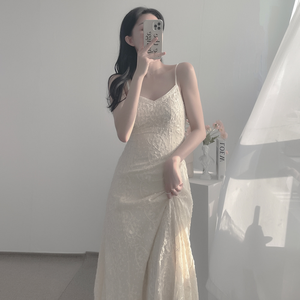 エンボスレースキャミワンピース | レディースファッション通販 - DHOLIC