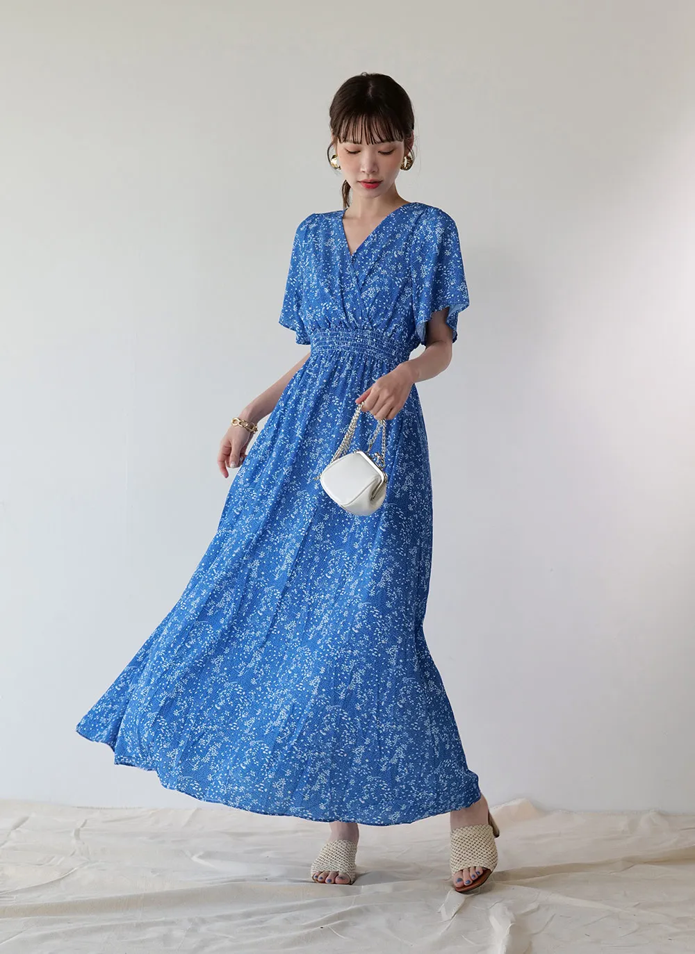 花柄シャーリングリボンワンピース | レディースファッション通販 - DHOLIC