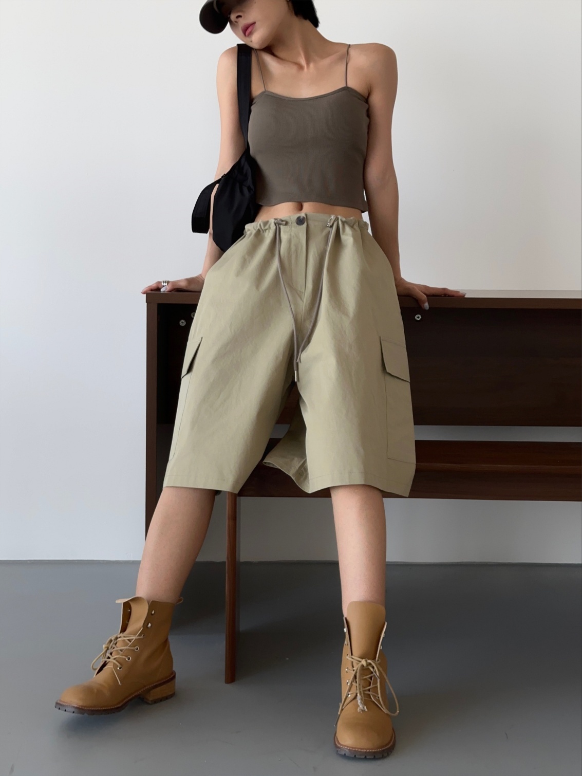 ドローコードハーフカーゴパンツ | レディースファッション通販 ドローコードハーフカーゴパンツ | レディースファッション通販
