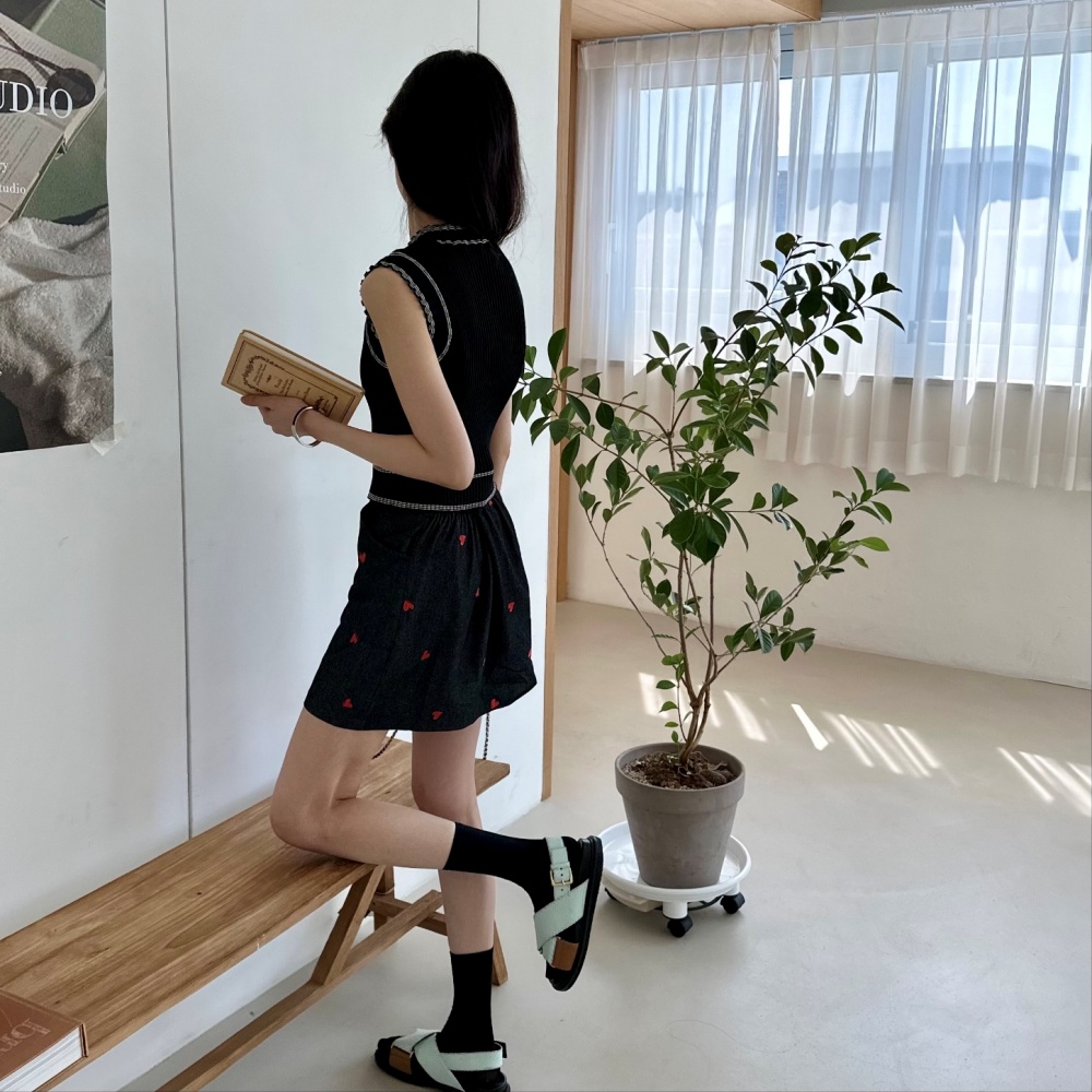 ハート刺繍デニムミニスカート | レディースファッション通販 - DHOLIC
