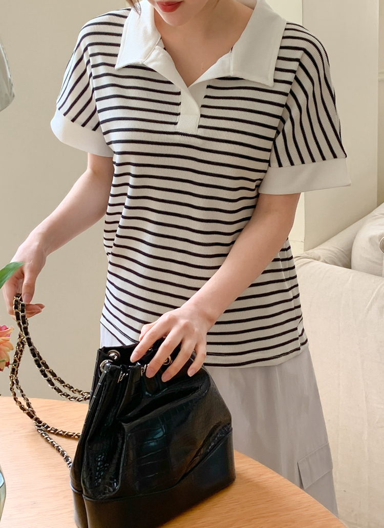 配色カラーネックボーダー半袖Tシャツのサムネイル