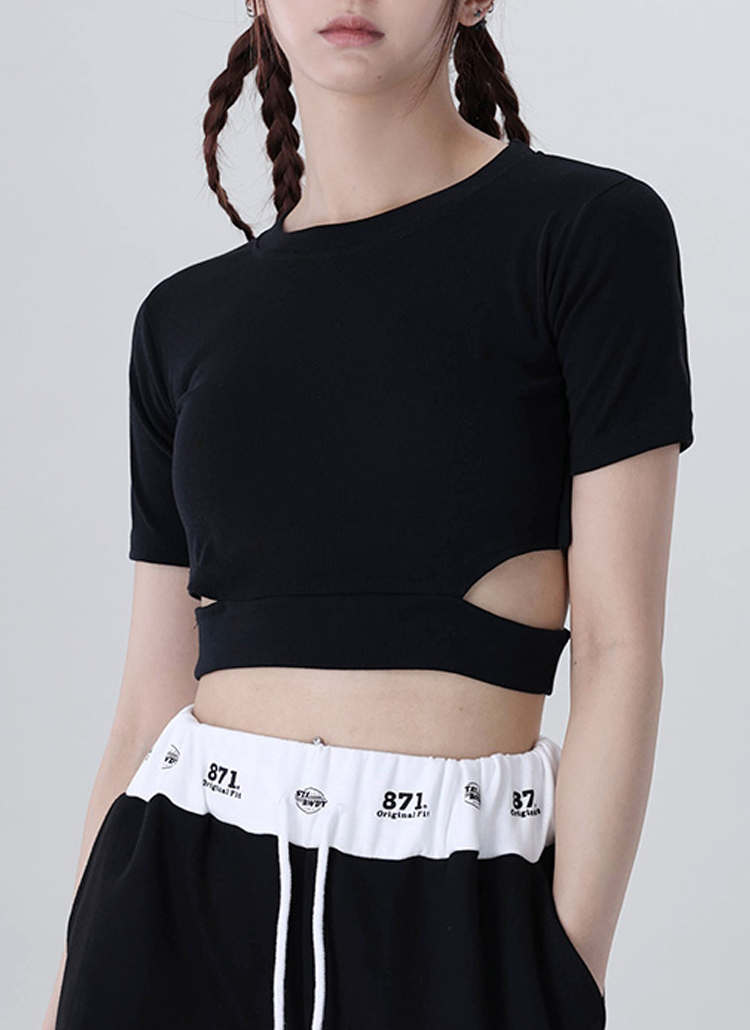 サイドカットアウトクロップド半袖Tシャツのサムネイル