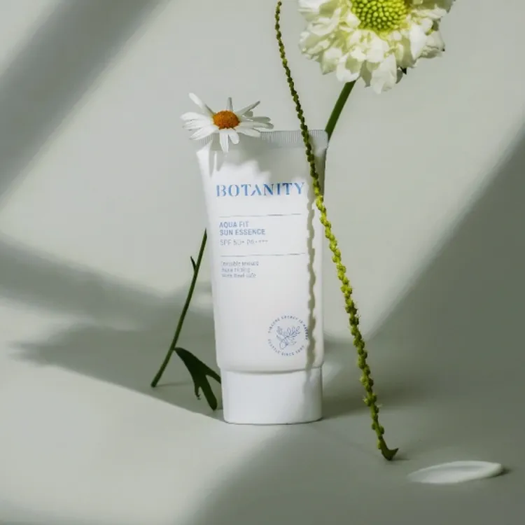 [ボタニティ] アクアフィットサンエッセンスSPF50+ PA++++ | 詳細画像1