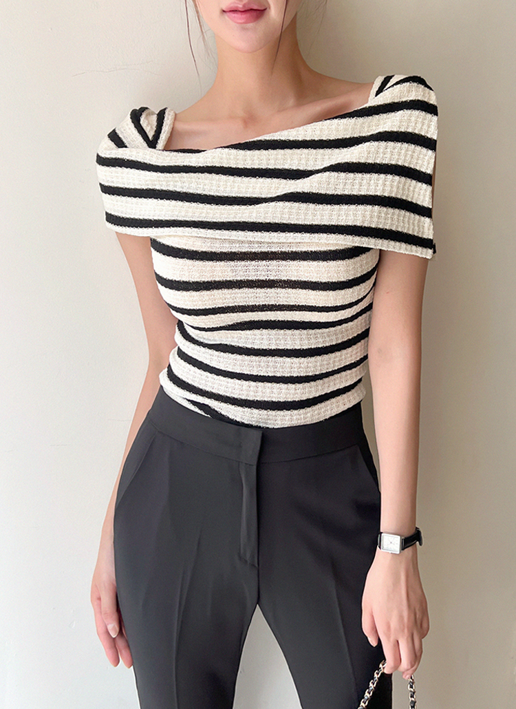 ボーダーニット/ホワイト | TOPS | OBLI