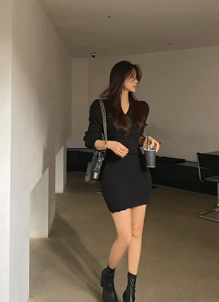 Vネックケーブルニット&ミニスカートSET | レディースファッション通販