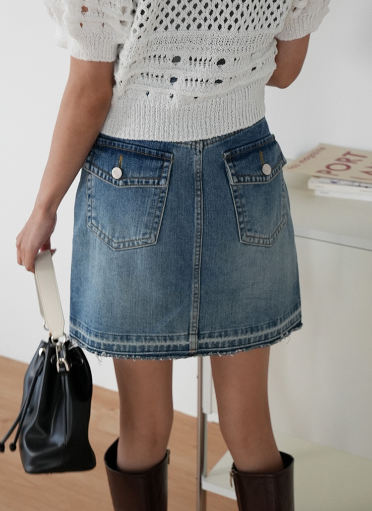 【期間限定】FENDI SkirtFFバックル ミニバゲットバッグ付ミニスカート FENDI Skirt FFバックル ミニバゲットバッグ付 ミニスカート