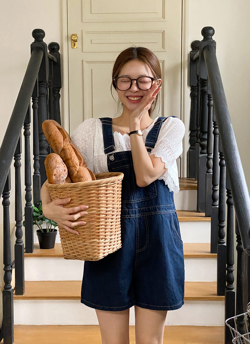 ショートサロペットデニムパンツ | レディースファッション通販 - DHOLIC