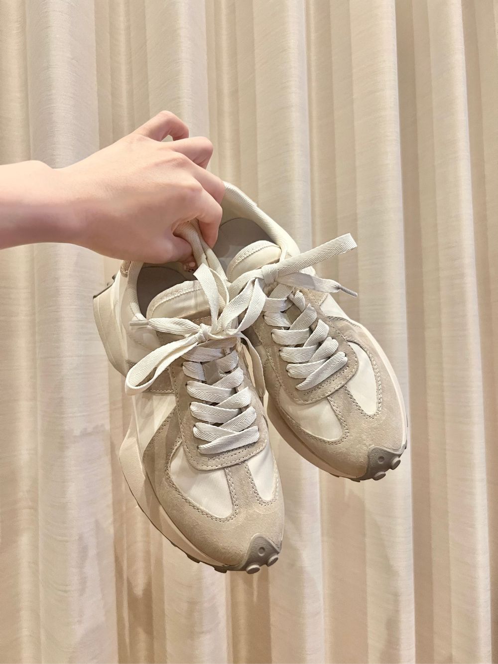 nico design 樹脂バングル イエロー×白い花 Fサイズ レディース バイカラースニーカー | レディースファッション通販 - DHOLIC
