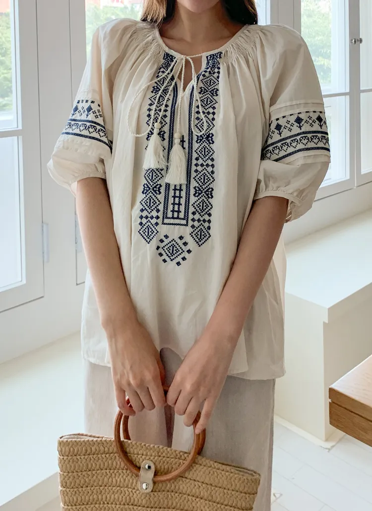 エスニック刺繍タッセルパフブラウス | レディースファッション通販 