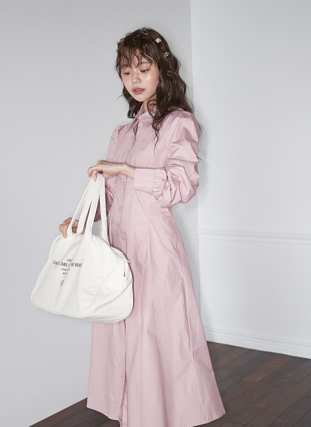 専用 ワンピース 成瀬愛里さん着用》フロントボタンケープ風ニットワンピース