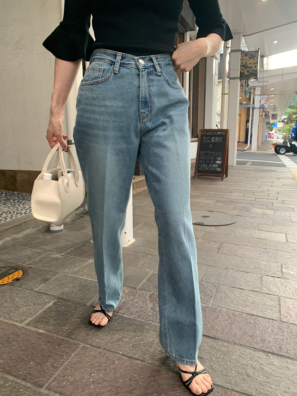 rienda（リエンダ）の「センタープレスストレートデニムパンツ（デニムパンツ）」 - WEAR