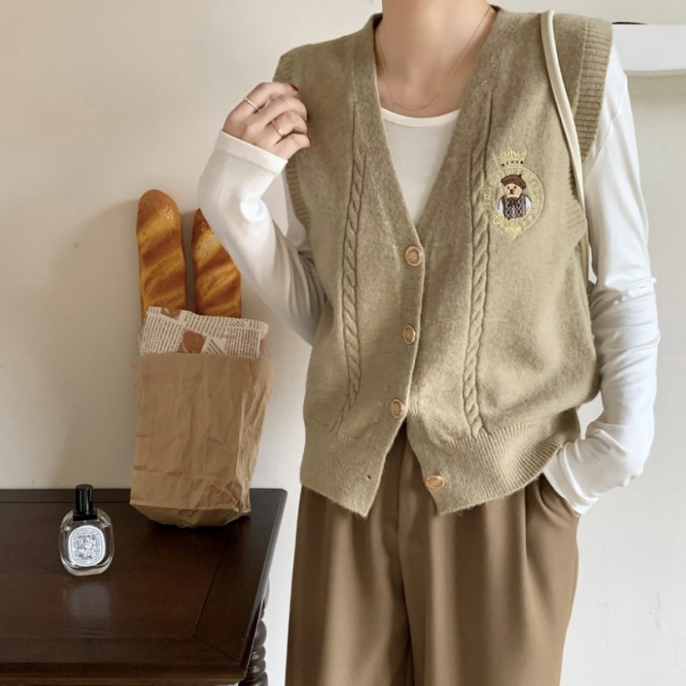 EMBLEM V-NECK KNIT VEST - BROWN