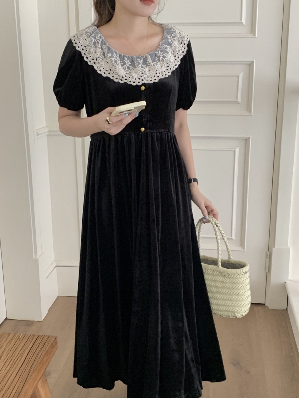 レースネックベロアパフワンピース | レディースファッション通販 - DHOLIC