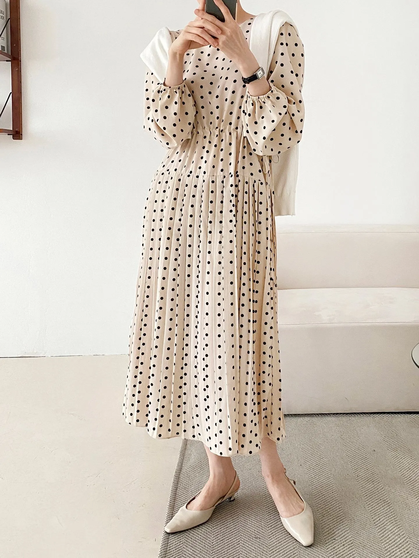 ストリングドットプリーツワンピース | レディースファッション通販  