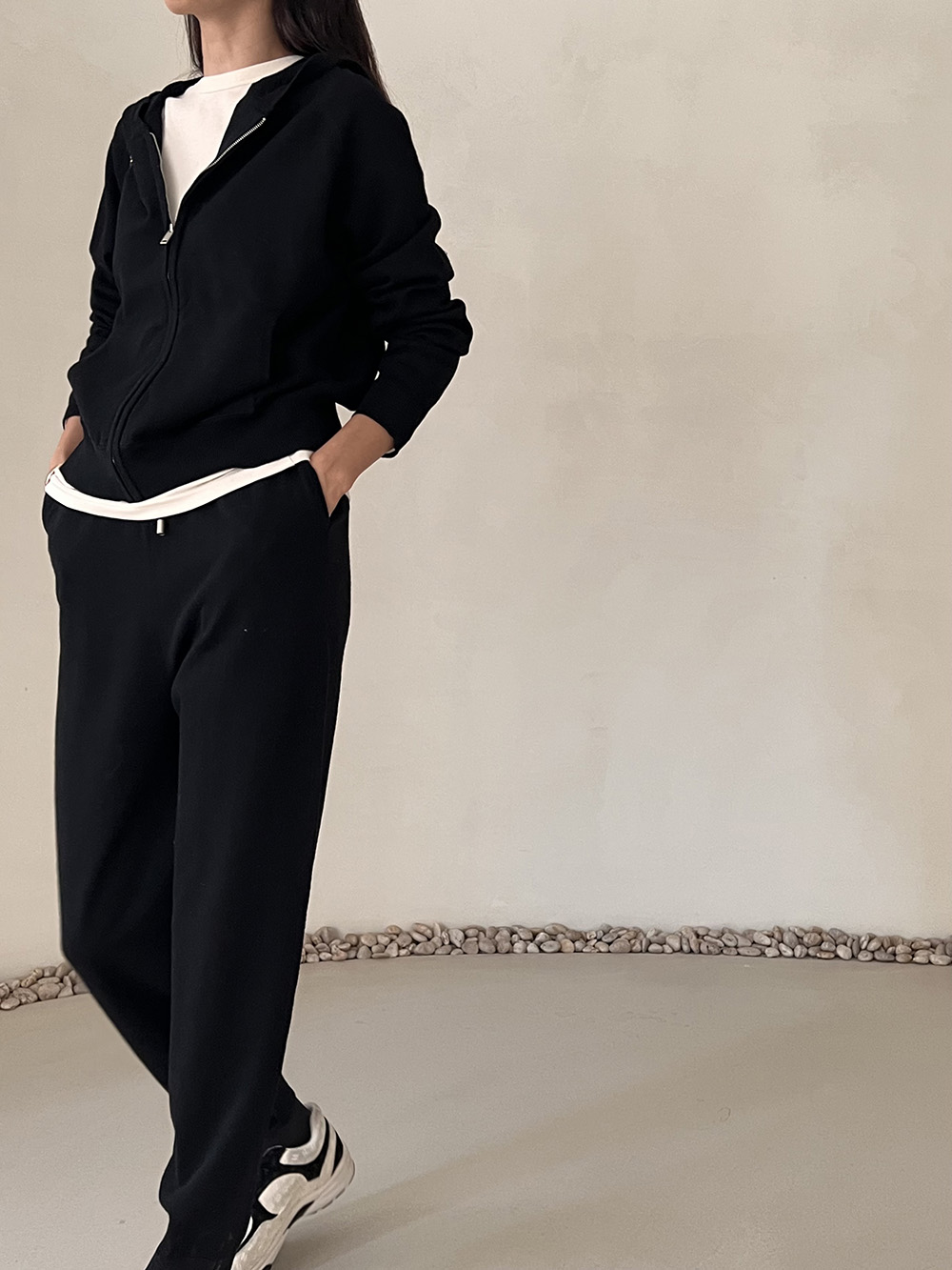 ウール混ニットジップパーカー&ジョガーパンツSET | レディース
