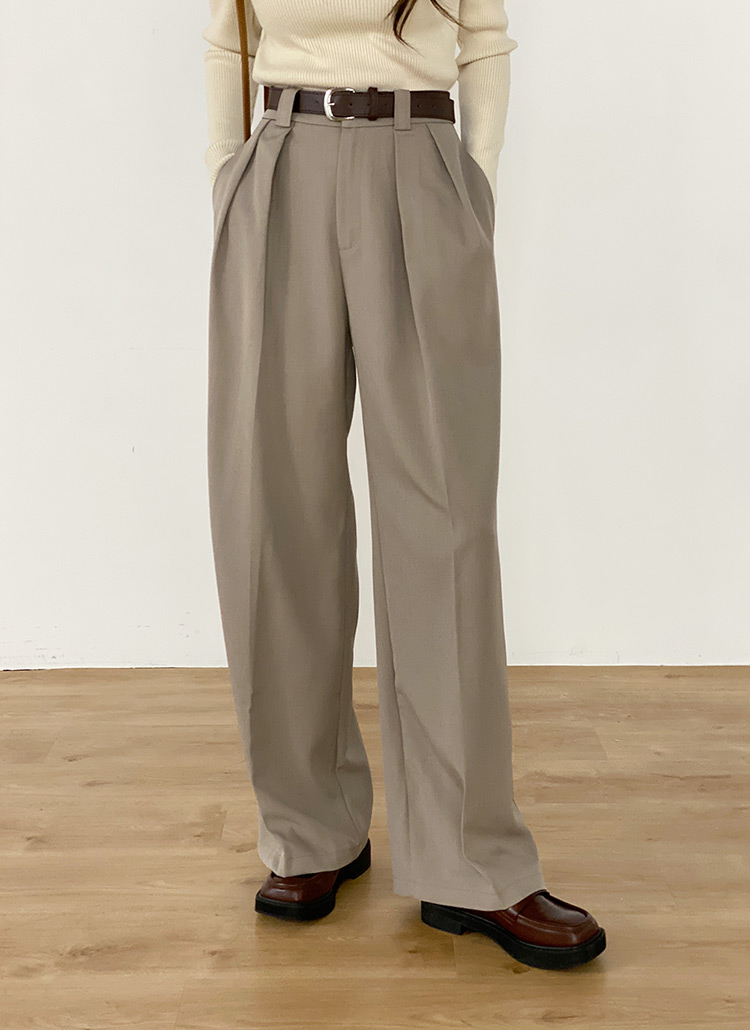 美品 CULLNI 24SS 極太 タック スラックス ベルト付き ブラック セール】Double Satin 1Tuck Pant with Long Belt（スラックス