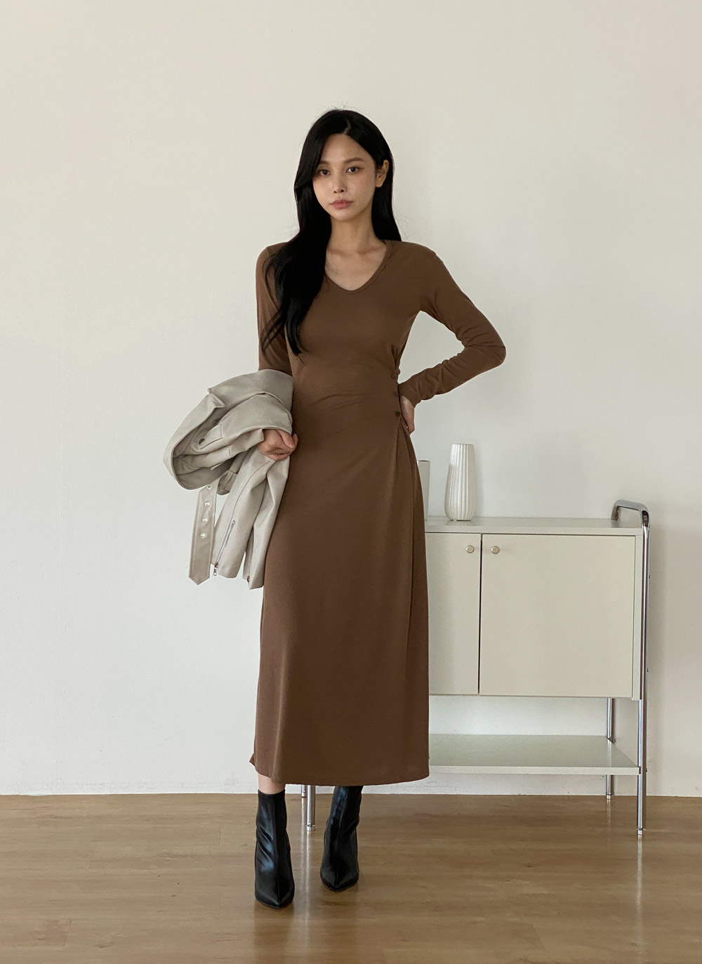 Vネックサイドボタンワンピース | DHOLIC | 詳細画像3