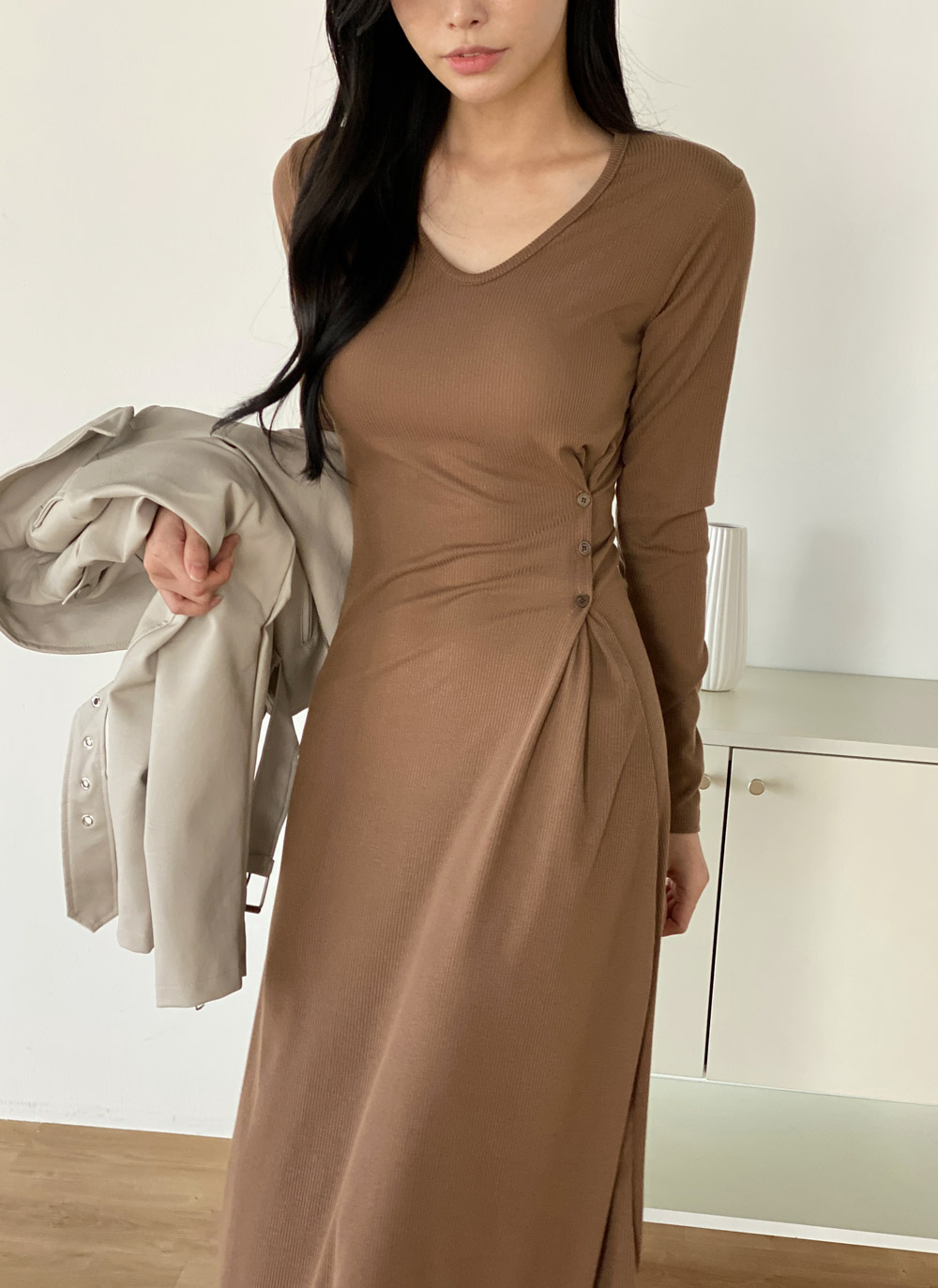 Vネックサイドボタンワンピース | DHOLIC | 詳細画像8