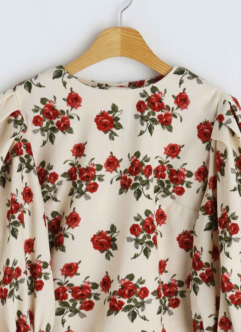 バックボタンローズパフブラウス | DHOLIC | 詳細画像16