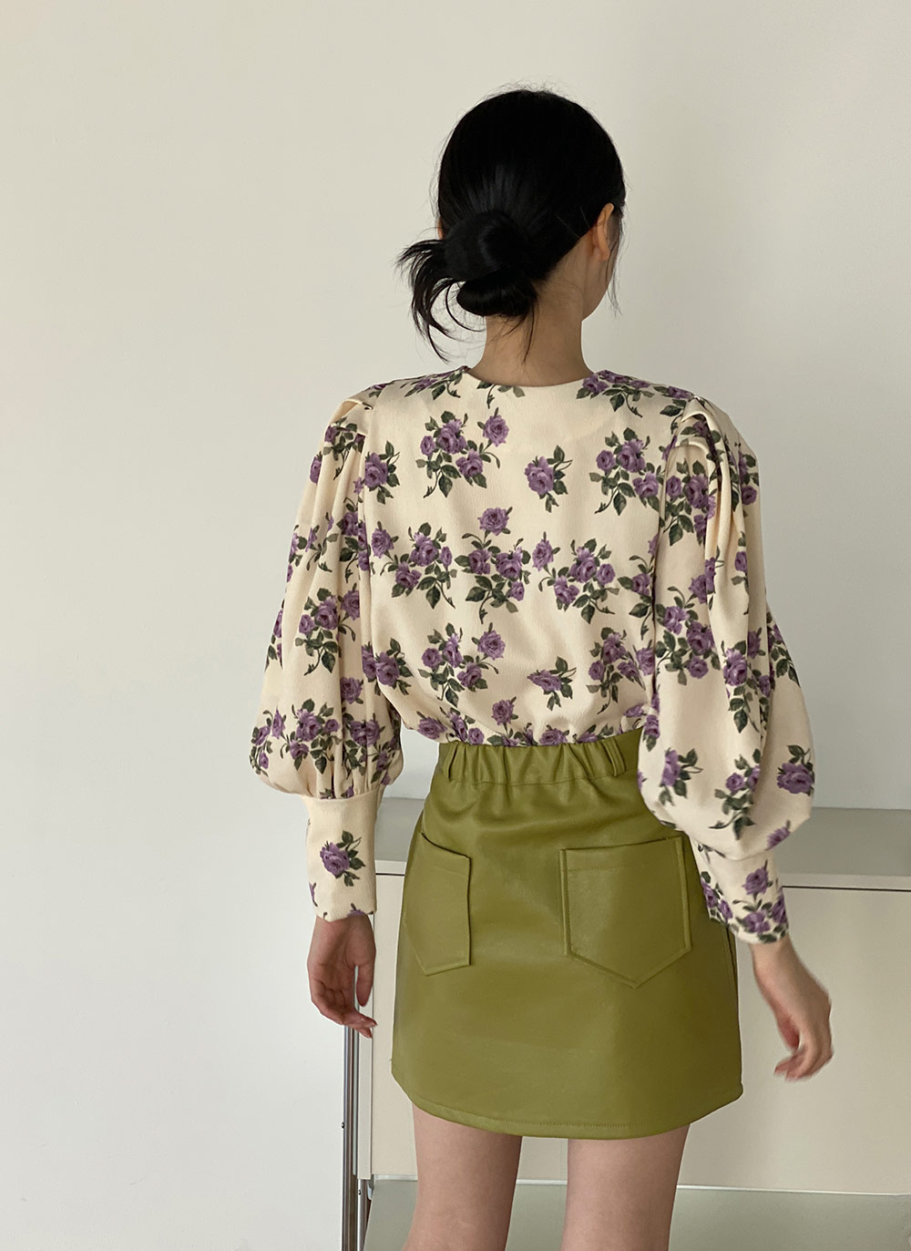 バックボタンローズパフブラウス | DHOLIC | 詳細画像10